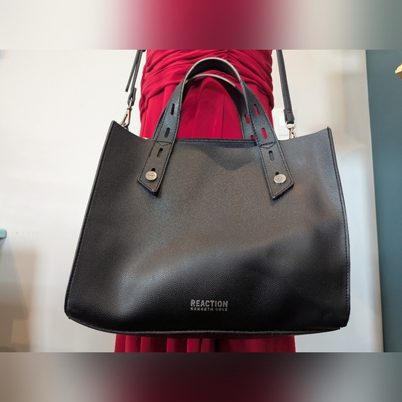 Kenneth Cole Reaction black vegan leather hand bag - Picture 10 of 15